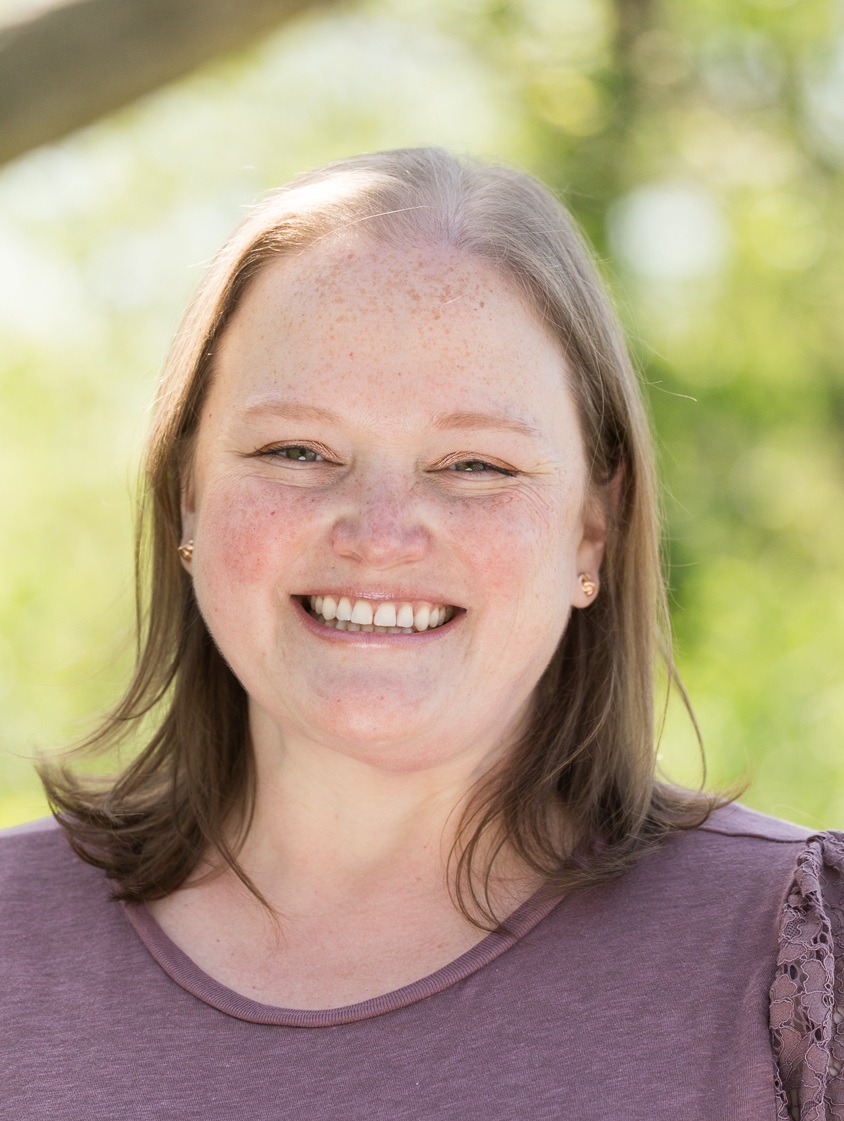 Melanie Ober headshot